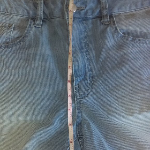 🏝️Versona Shorts Sz 8 / 28 Womens Bermuda Regular Rise Blue Textured w/ Pockets - Picture 6 of 6